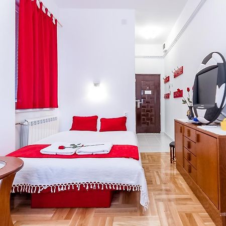 Studio Saint Sava Belgrado Quarto foto